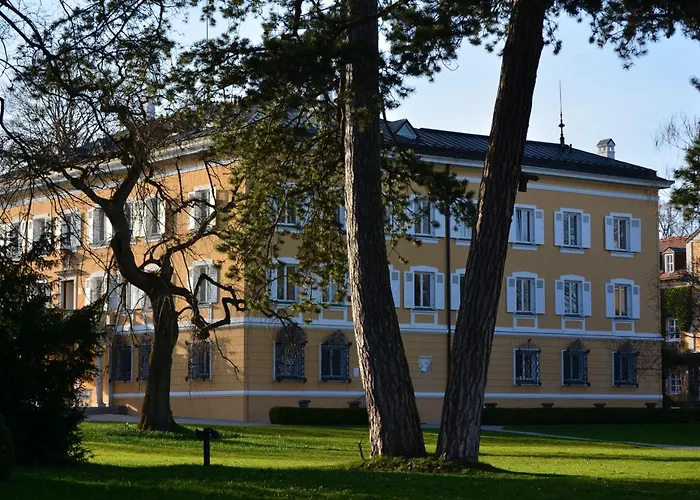 Evangelische Akademie 2* Tutzing