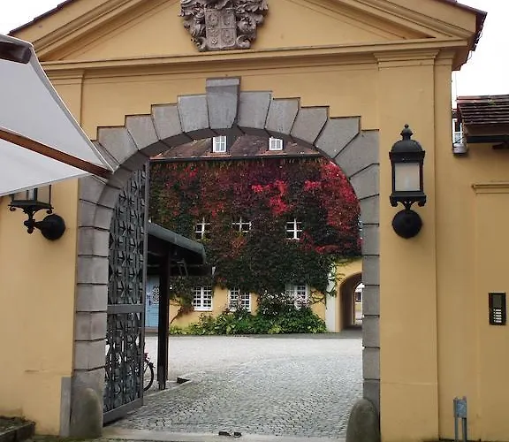 Evangelische Akademie 2* Tutzing